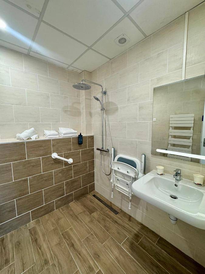 Single Room with Sea View in Saint-Aubin-sur-Mer (Calvados), Région de Caen