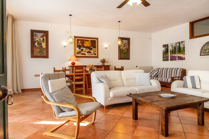 Villa "Bouganville - Colleberto" con vista mare, terrazza privata e Wi-Fi in Follonica, Costa degli Etruschi