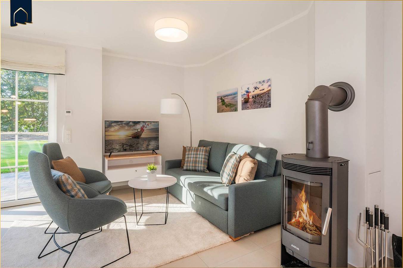 Stilvolles Ferienhaus im Fischerdorf mit Garten, 3 Etagen & Infrarotkabine im Grünen in Zirchow, Usedom