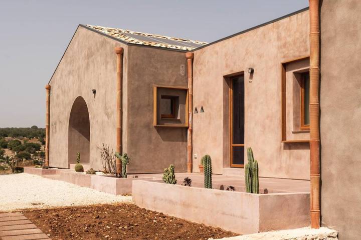B&b per 3 persone, con Terrazza e Giardino nonché Panorama a Scicli