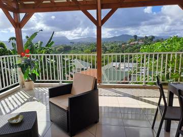 Gîte pour 4 personnes, avec vue et jardin à Gros Morne (homonymie)