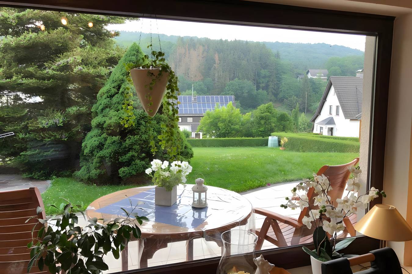 Ganze Wohnung, Ferienwohnung 'Poll' mit privater Terrasse, privatem Garten und Wi-Fi in Wimbach, Osteifel