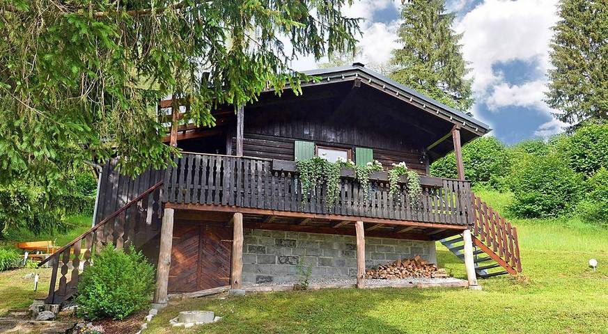 Chalet für 5 Personen, mit Balkon und Terrasse sowie Garten im Salzkammergut