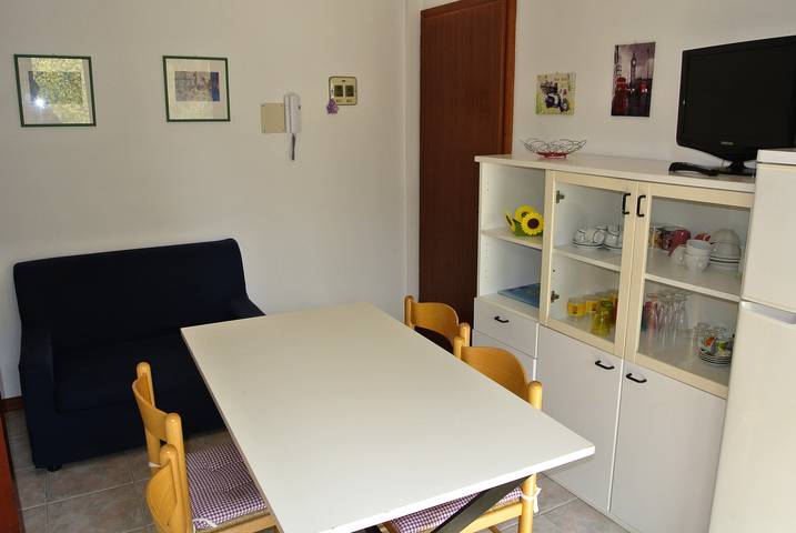 Appartamento per 4 persone, con Terrazza e Giardino a Lignano Pineta