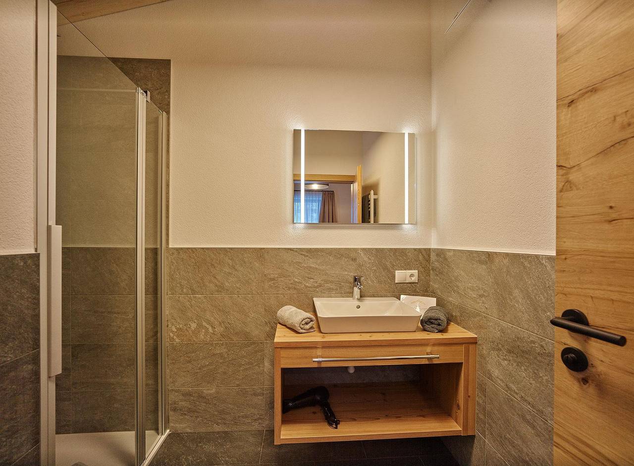Ganze Ferienwohnung, Apartment Parterre Top in Gries, Längenfeld