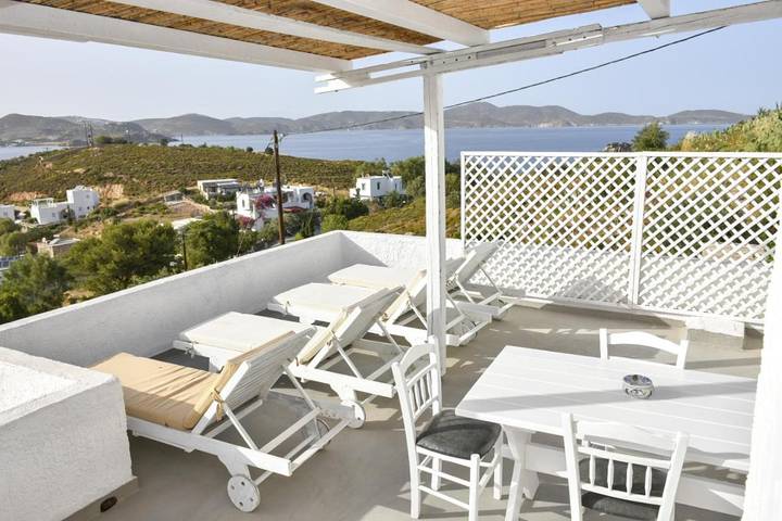 Maison d’hôte pour 4 personnes, avec vue et terrasse dans Patmos - 4