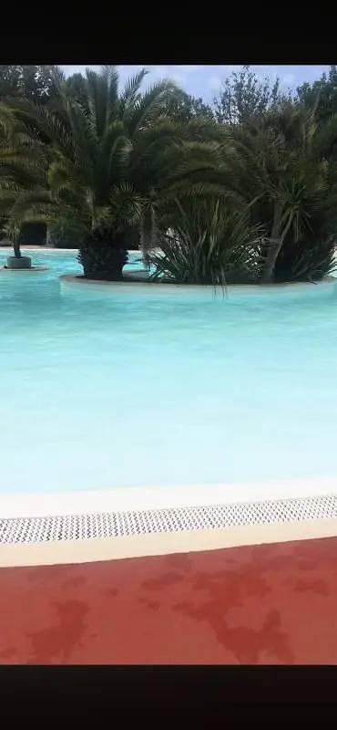 Camping pour 8 personnes, avec Terrasse ainsi que Jardin et Piscine à La Teste-de-Buch