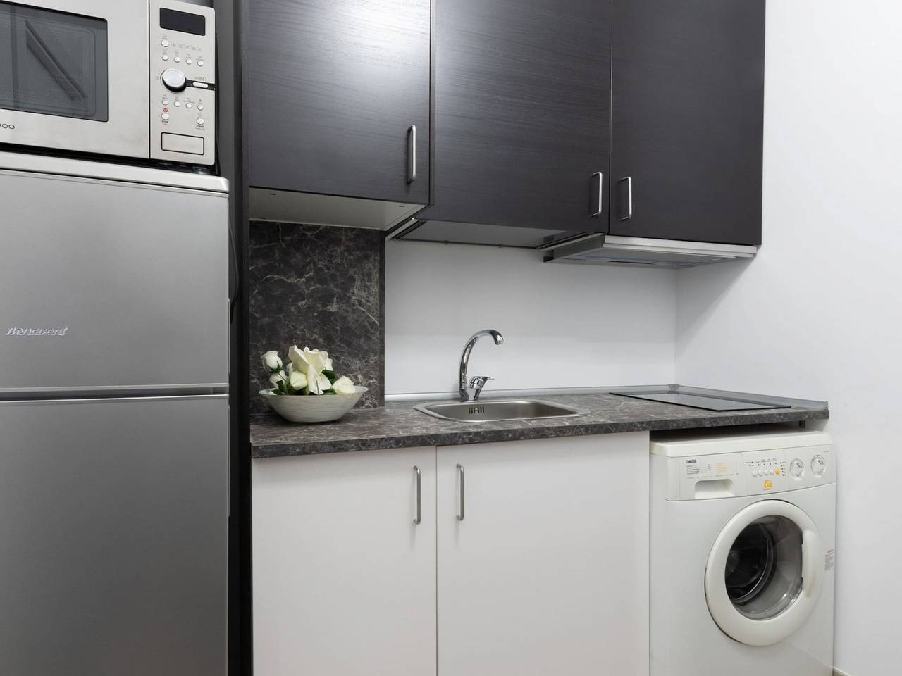 Studio entier, Studio chaleureux en centre-ville - 2 pers. in Centro (Madrid), Madrid