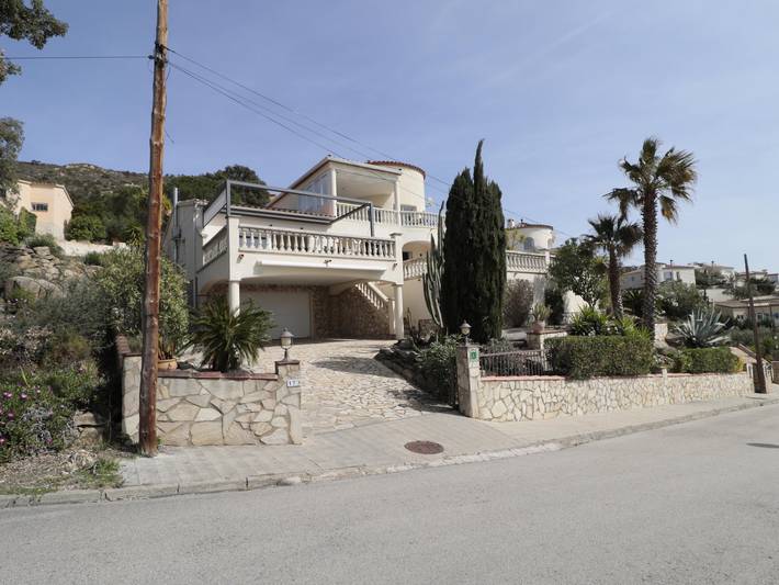 Casa lujosa con piscina privada en Costa Brava in Palau Sabardera, Alt Empordà