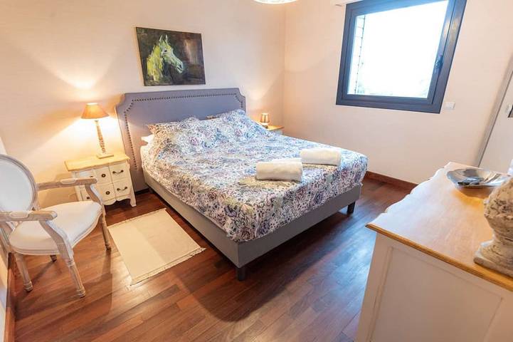 Location de vacances pour 8 personnes, avec balcon et jardin dans Pérello - 2