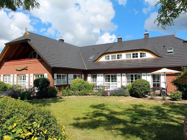Ganze Ferienwohnung, Schöne Ferienwohnungen mit Terrasse/Balkon u. Sauna - Ferienwohnung mit Balkon Gödecke in Middelhagen, Mönchgut