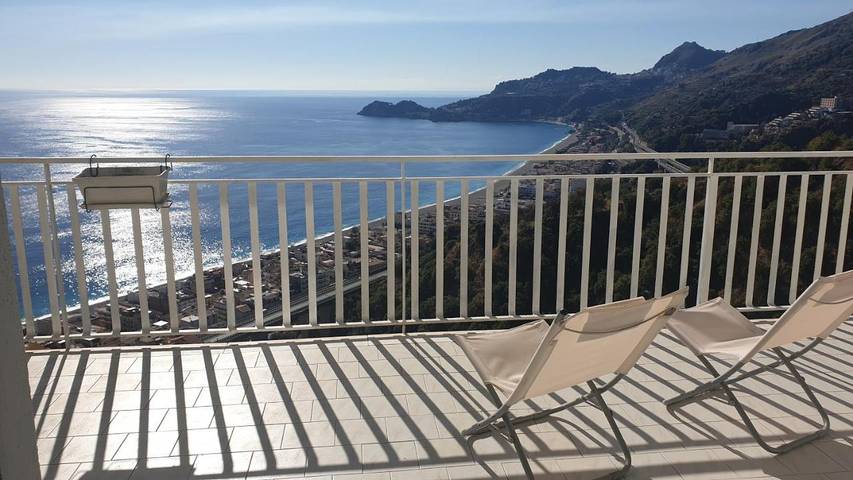 Appartamento vacanze per 4 persone, con panorama e terrazza, con animali domestici - 1