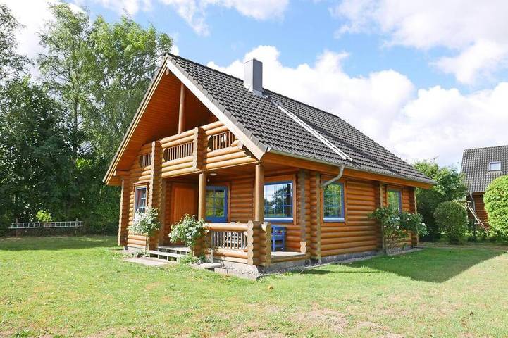 Ferienhaus für 4 Personen, mit Balkon in Hasselberg
