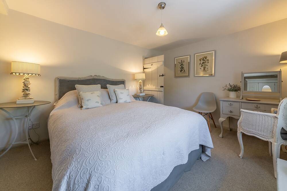 Piper Cottage (2), Holme-next-the-Sea, Norfolk in Holme-next-the-Sea, Norfolk Coast