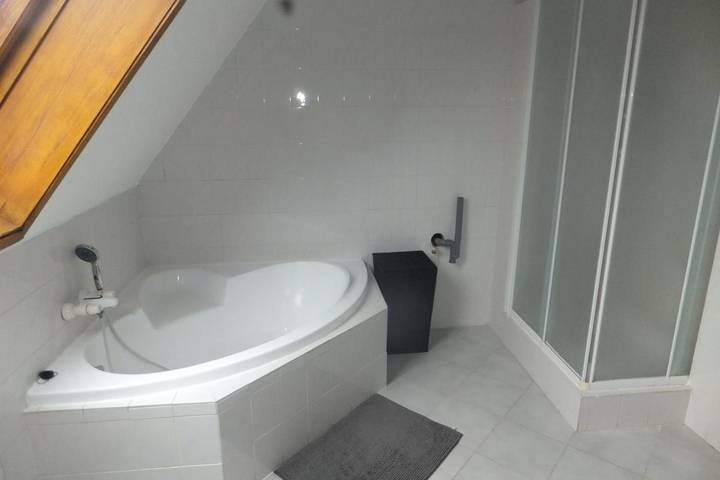 Gîte pour 5 personnes, avec terrasse à Betschdorf - 4