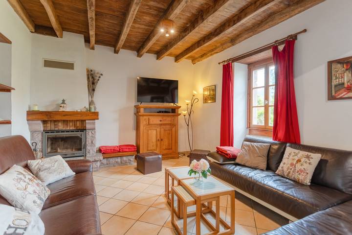 Location de vacances pour 12 personnes, avec jacuzzi et jardin à Saint-Étienne-de-Baïgorry - 3