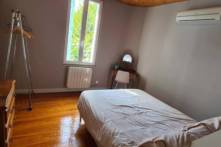 Location de vacances pour 6 personnes, avec jardin à Montélimar - 4