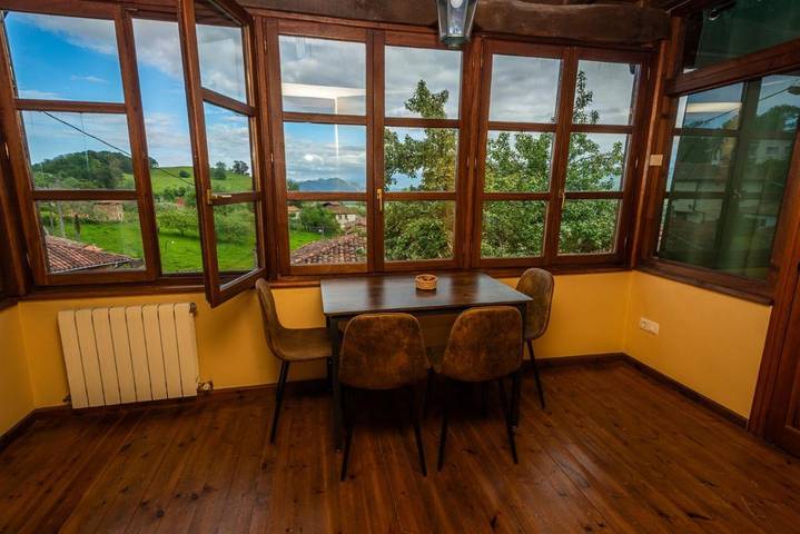Casa rural para 6 personas, con terraza y vistas, Se admiten mascotas en Sierra del Sueve