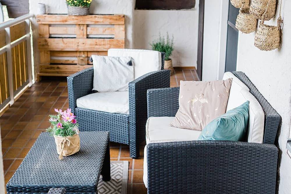 Ganze Wohnung, Ferienwohnung - Haus am Sonnenhang mit gemütlichem Balkon und toller Aussicht in Wertach, Bayerisch Schwaben