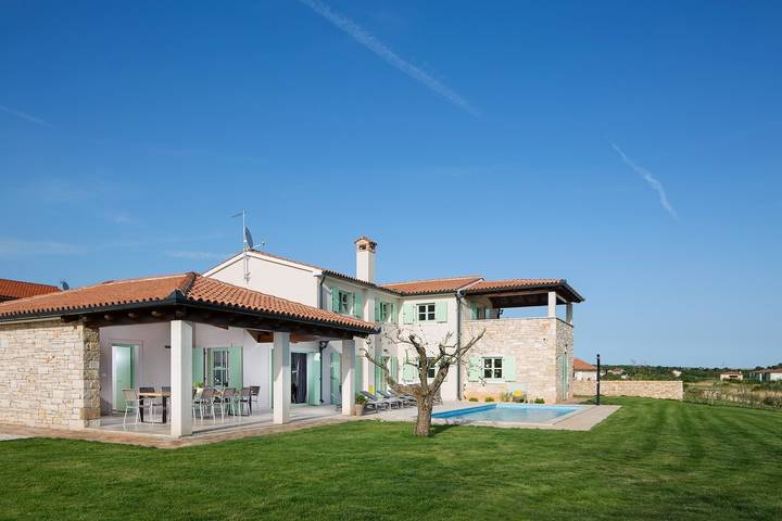 Ferienhaus mit Meerblick für 14 Personen, mit Pool und Garten, mit Haustier in Istrien - 2
