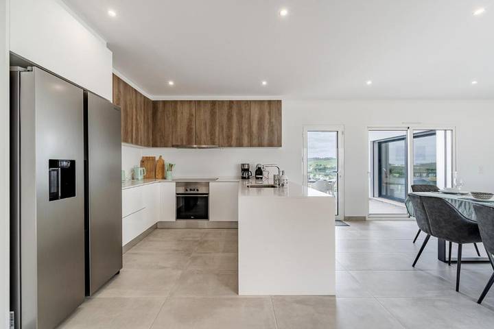 Location de vacances pour 8 personnes, avec jardin et piscine à Cadaval - 3