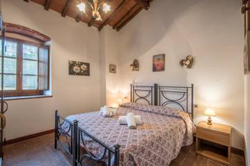 Agriturismo Con Piscina per 4 Persone in Castiglion Fibocchi, Valdarno, Foto 3