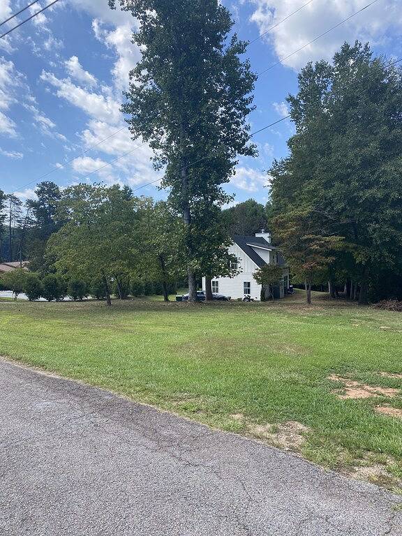 Vacation House for 7 Guests in Lake Lanier, Hall County