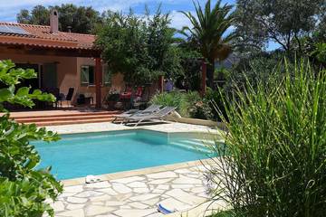 Cottage pour 6 personnes, avec jardin, animaux acceptés à Montegrosso