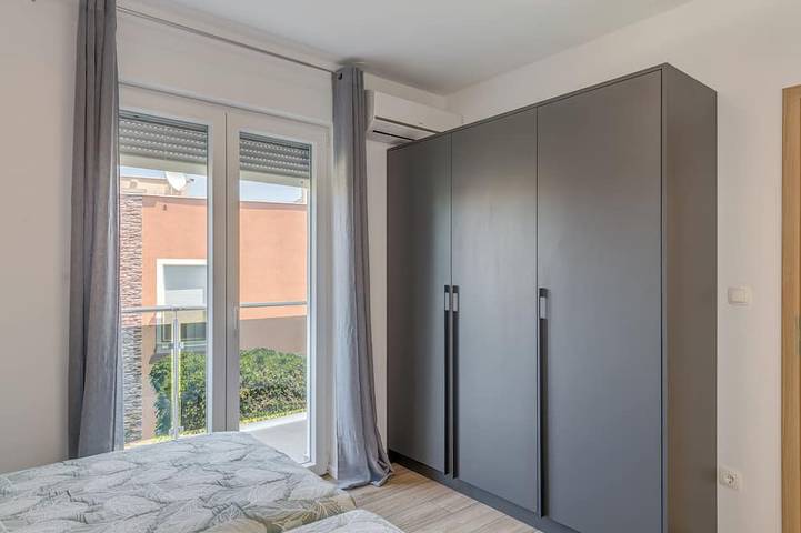 Villa pour 10 personnes, avec jardin et jacuzzi à Slatine - 3