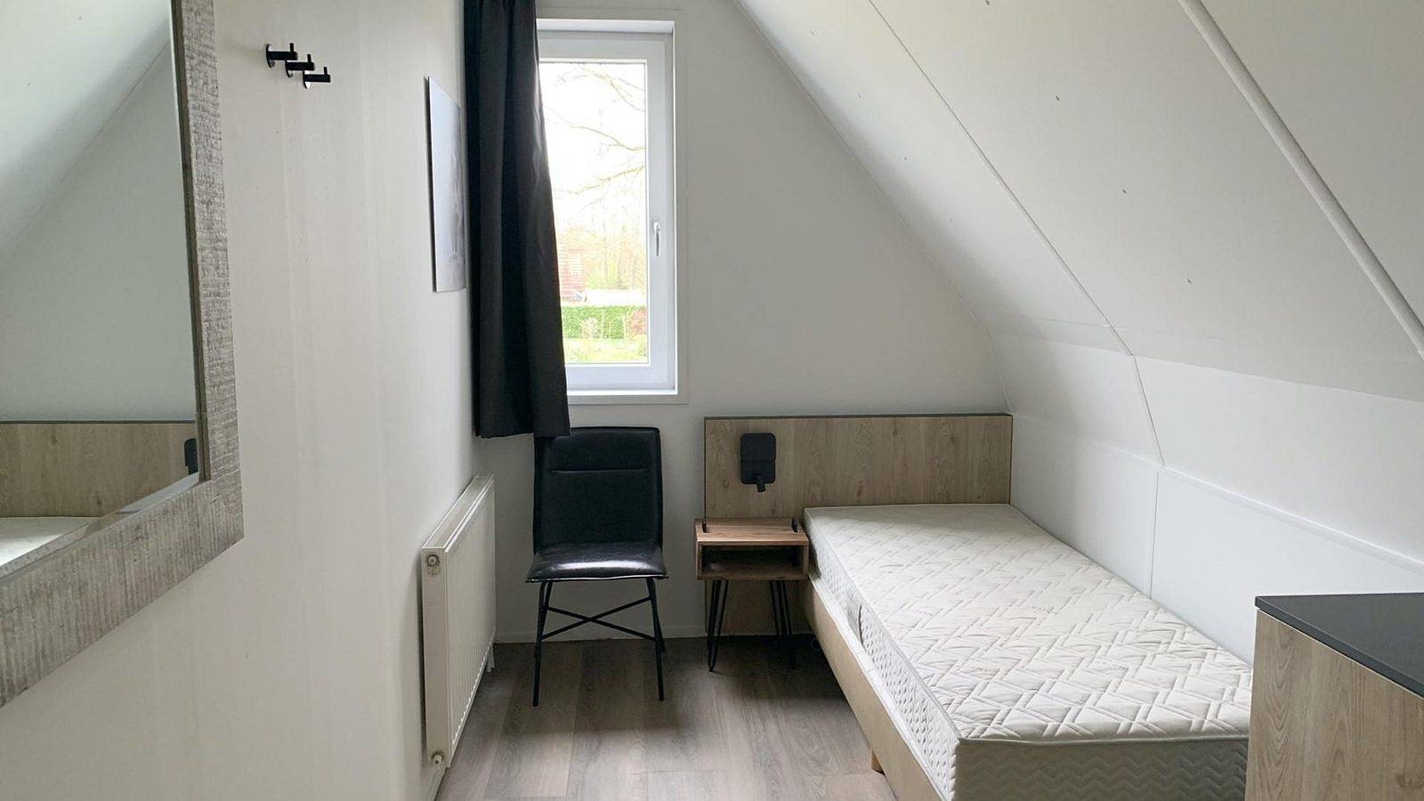 Komfortables 6-Personen-Ferienhaus am Wasser in Westerbork in Drenthe