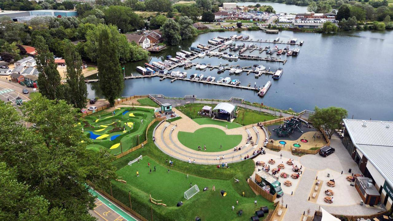 Billing Aquadrome Holiday Park in Northampton, Northamptonshire