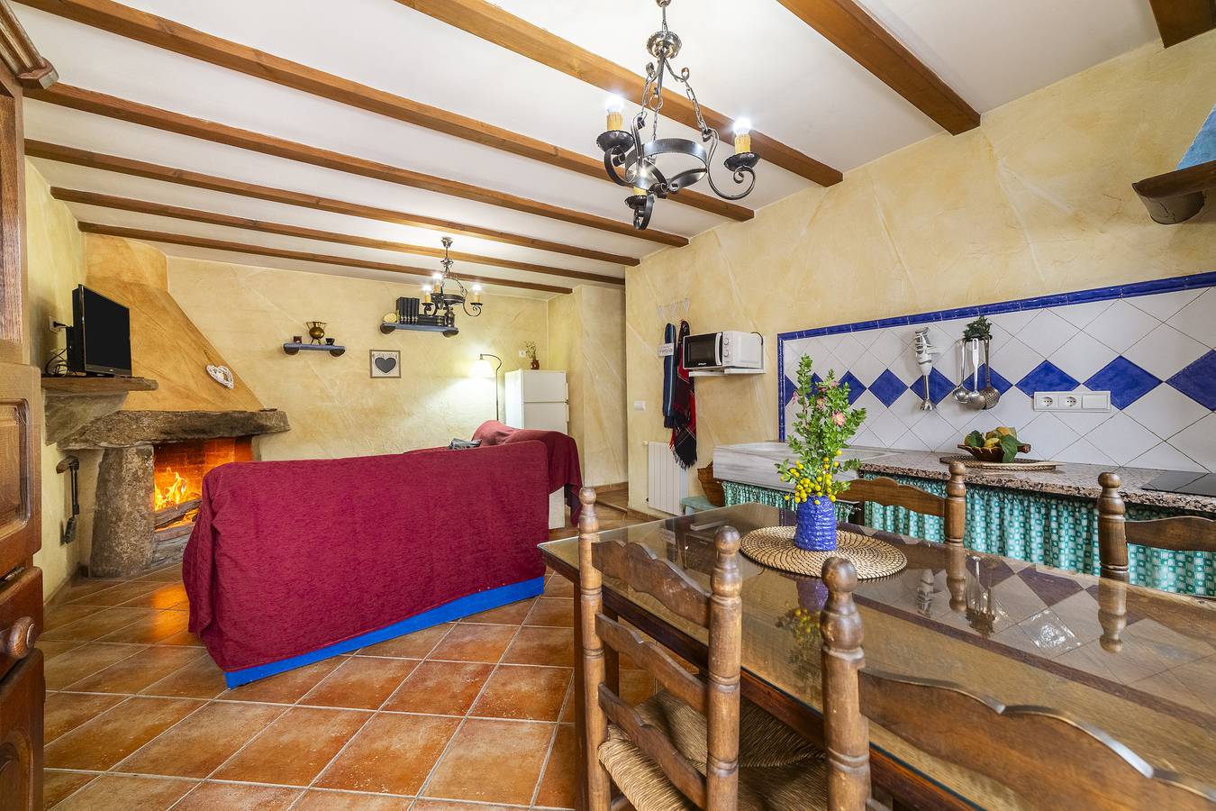Maison de vacances 'Casa Rural Padre Ramon' avec vue sur la montagne, piscine partagée et Wi-Fi in Laroya, Province d'Almería