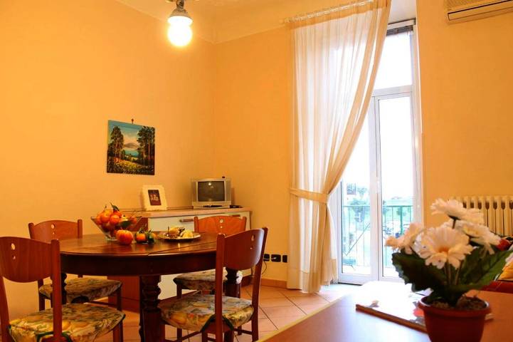 Appartamento per 4 persone, con balcone a Albisola Superiore