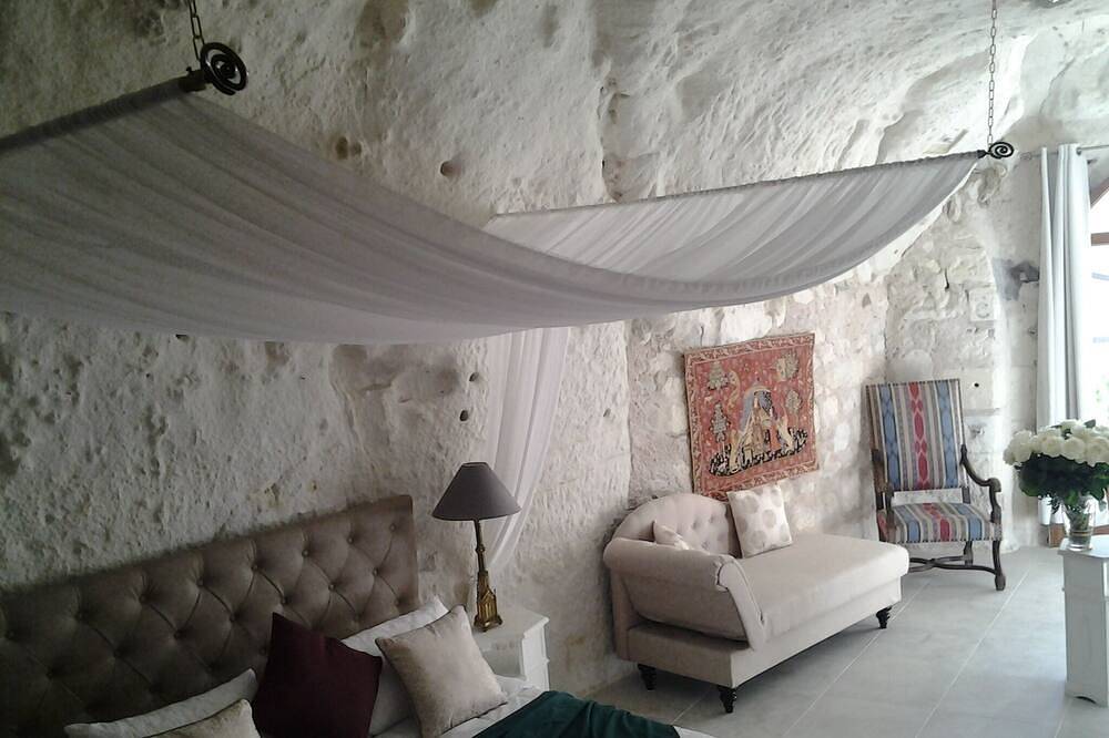 Manoir des Roches Chambre Troglo, 75 M², Chateaux de la Loire and Beauval Zoo in Bourré, Région de Blois
