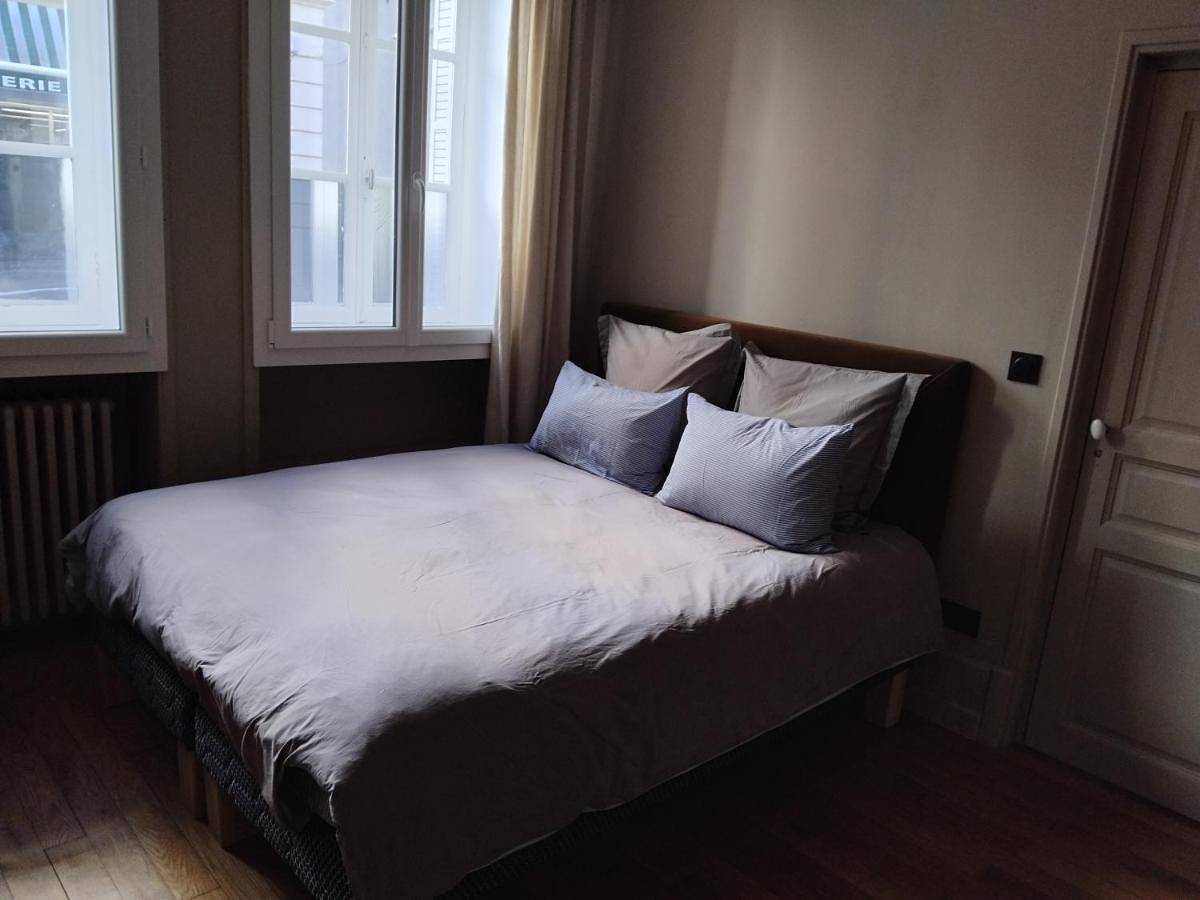 Suite confortable plein cœur du village in La Clayette, Région de Charolles