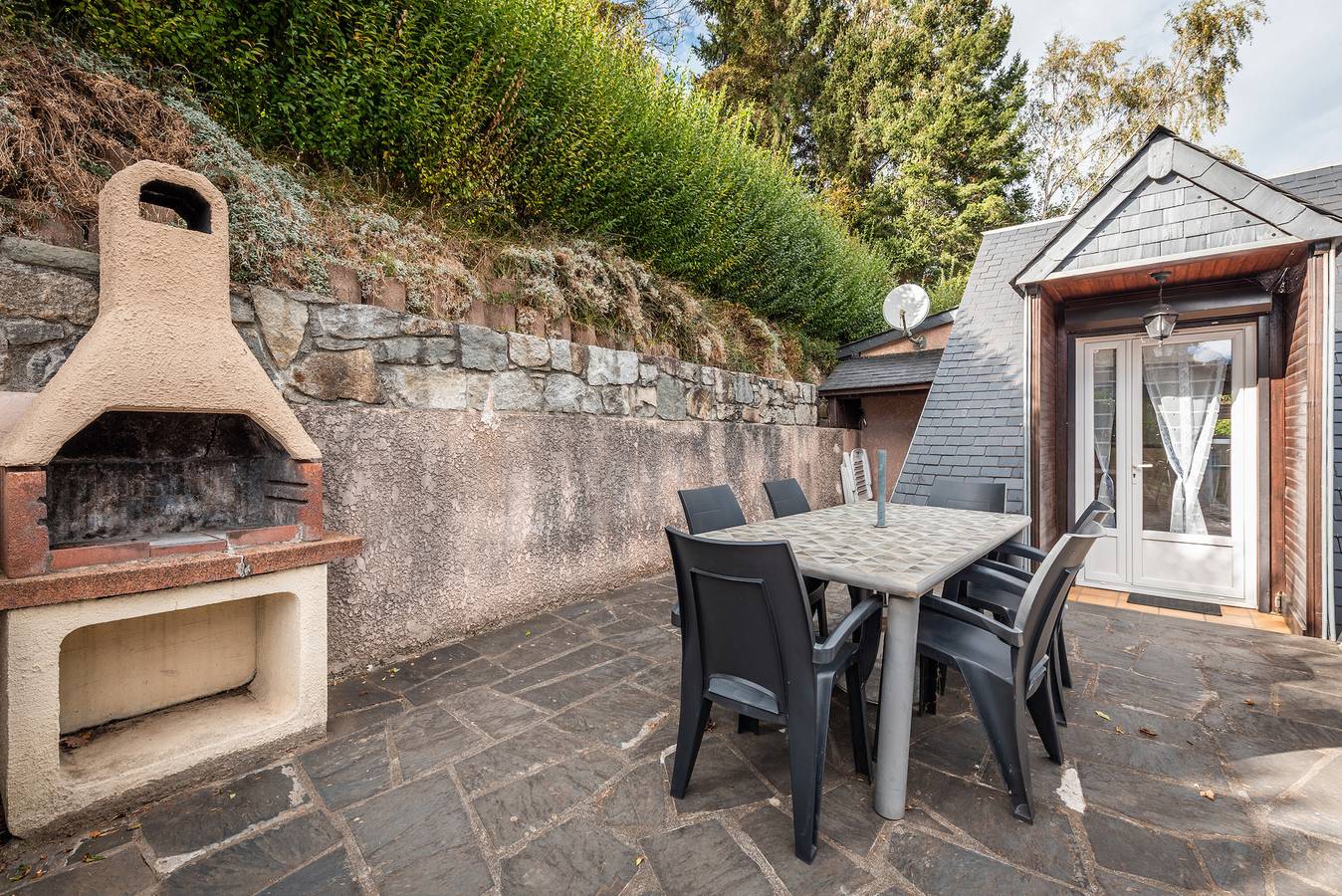 Maison de vacances 'Gary Luz' avec vue sur la montagne, terrasse privée et Wi-Fi in Sazos, Parc national des Pyrénées