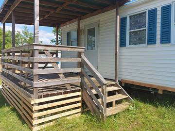 Camping pour 4 Personnes dans Reilhaguet, Massif central, Photo 2