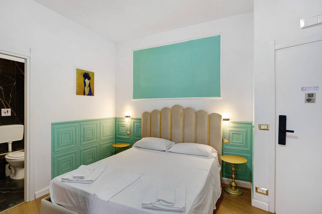 Mirosa Luxury Room 215 con Terrazza, Wi-Fi e Aria Condizionata in Pompei, Parco nazionale del Vesuvio