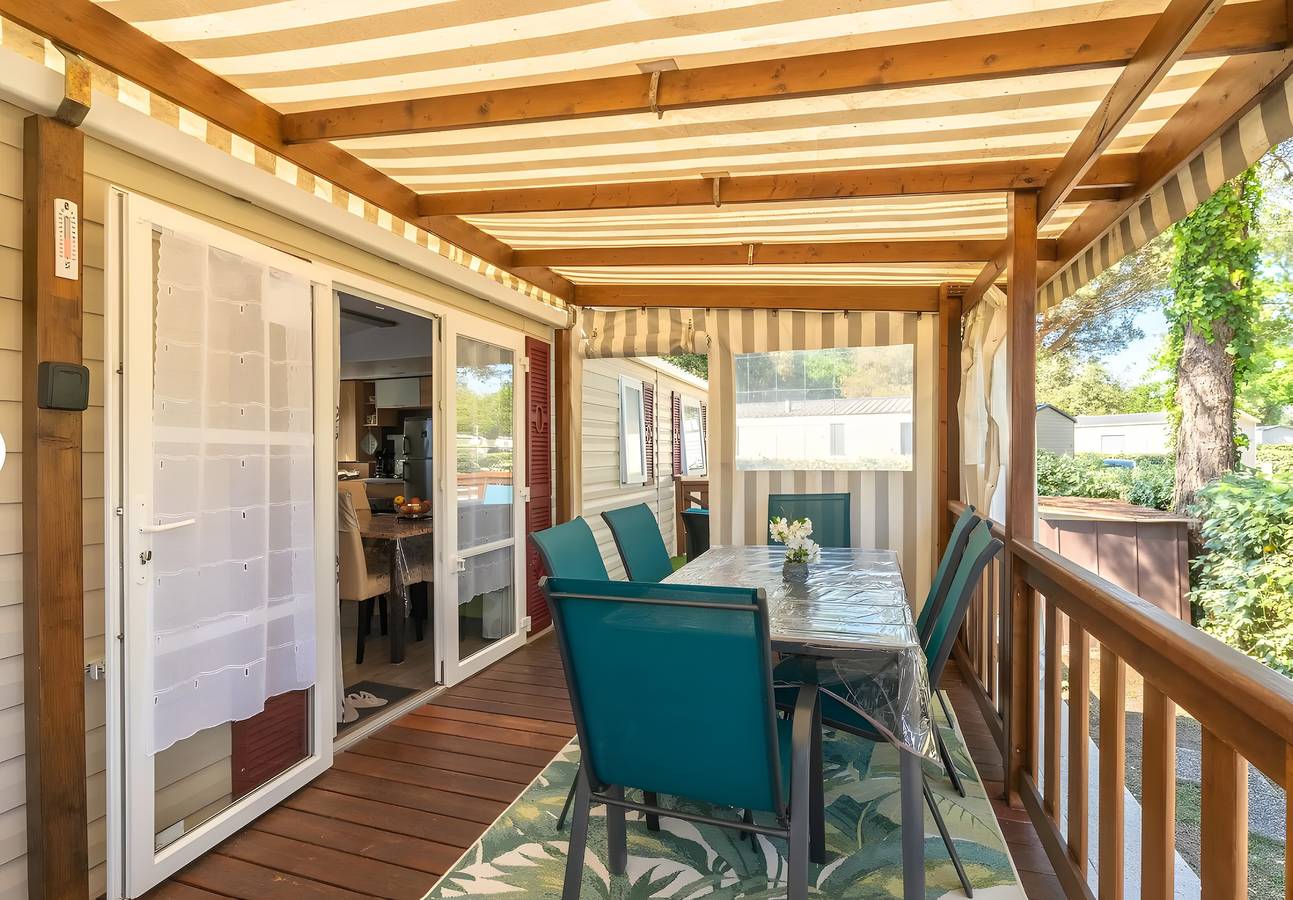 Mobil-home 'Mh324 La Tremblade' con piscina compartida, terraza privada y aire acondicionado in La Tremblade, Côte de Beauté