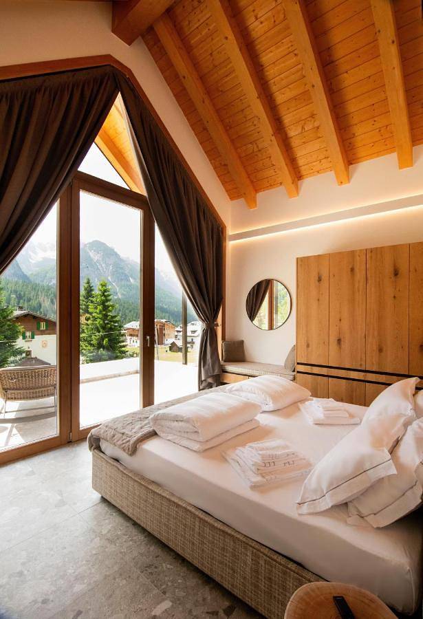 Maison Boutique Private Chalets & Spa in Sappada, Karnischer Hauptkamm