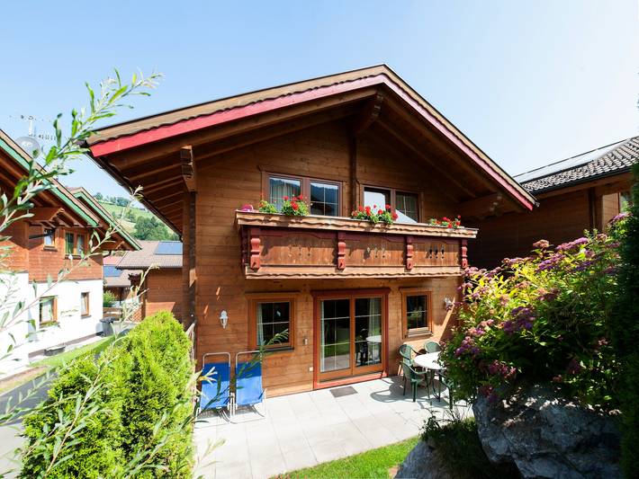 Village vacances pour 6 personnes, avec Balcon ainsi que Terrasse et Sauna dans les Alpes