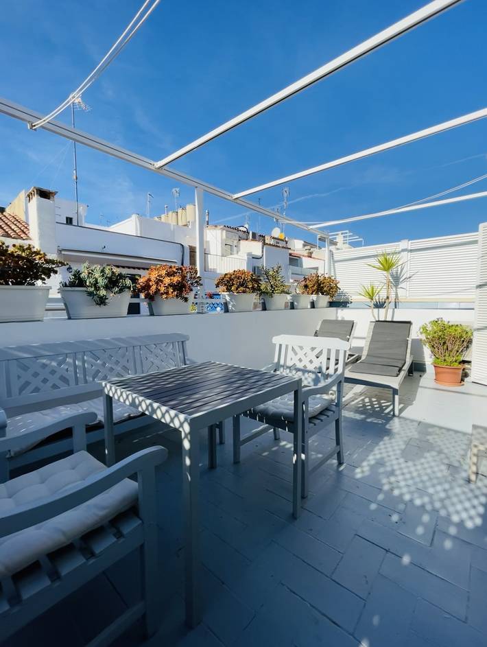 Appartamento intero, Appartamento vacanze per 2 persone con terrazza in Platja de Sant Sebastià (Sitges), Sitges