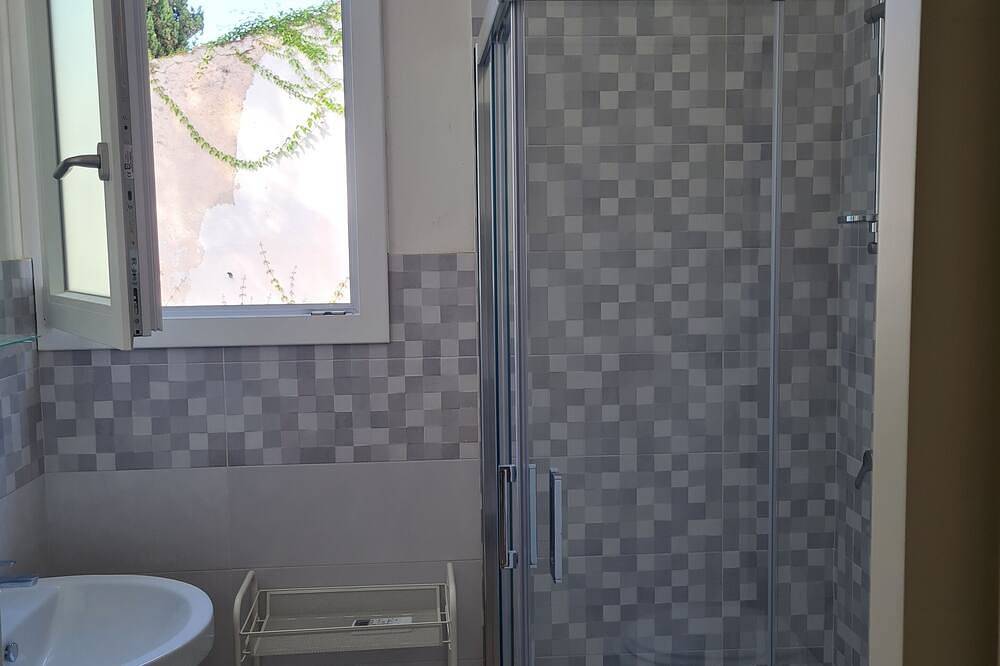 Small villa in Mondello, a few steps from the sea in Mondello, Palerme