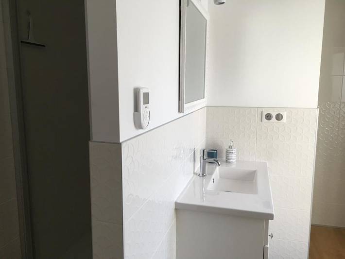 Location de vacances pour 2 personnes, avec vue et jardin à Crémieu - 4