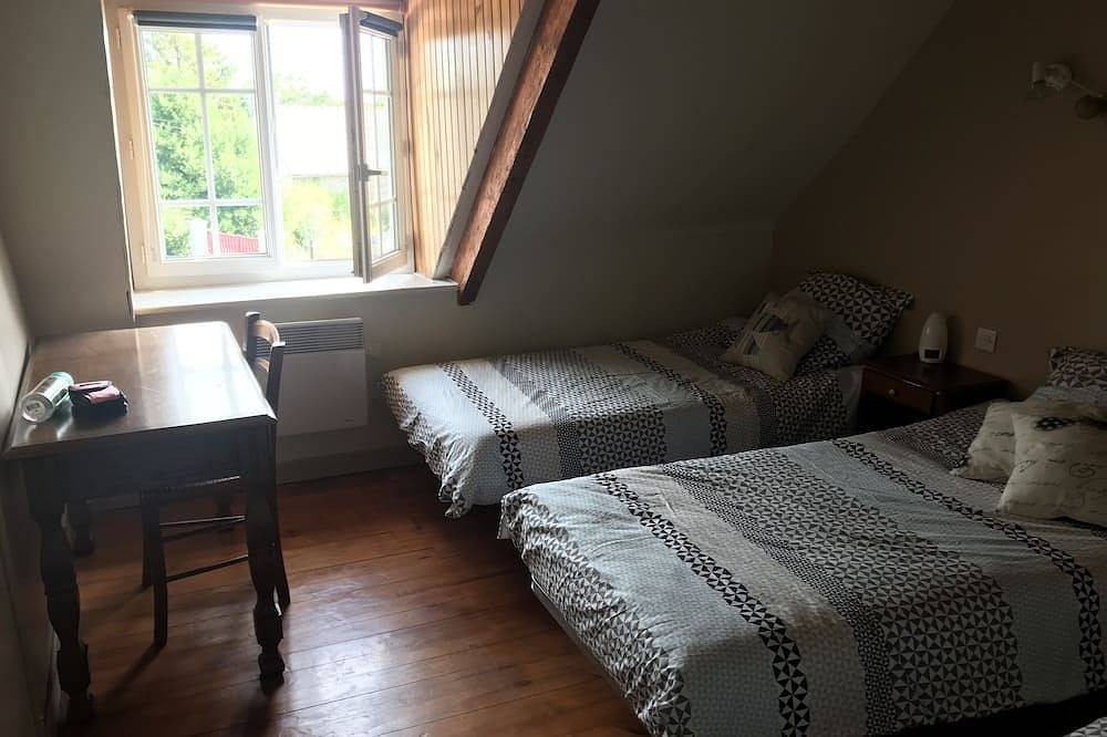 Komfortables und helles Ferienhaus in der Nähe von Paimpol in Plourivo, Côte de Goëlo