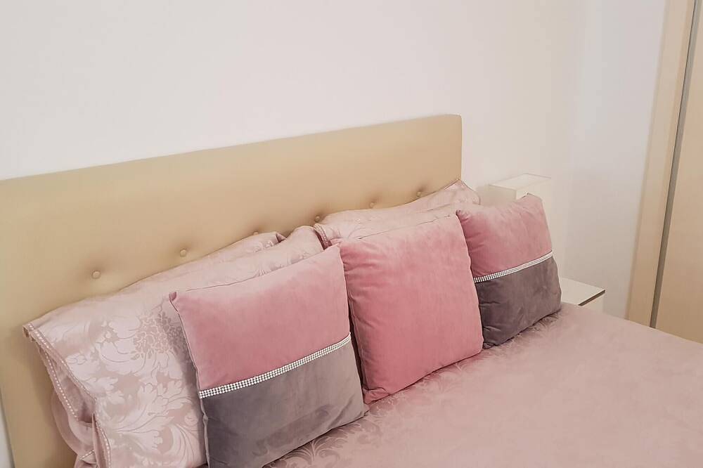 Geheel appartement, Cabopino in Playa Cabopino, Marbella