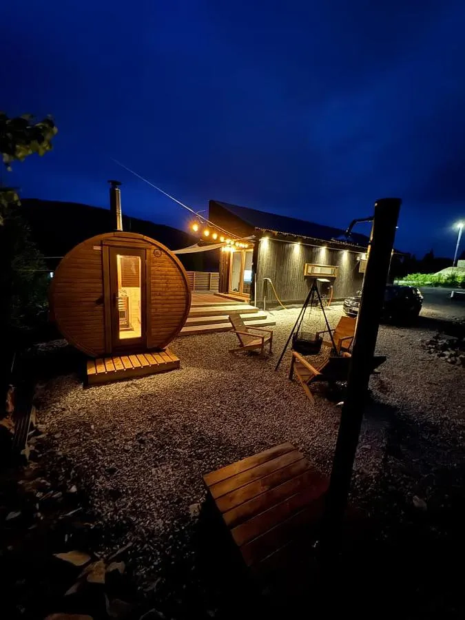 Ferienhaus für 4 Personen, mit Garten und Sauna sowie Seeblick und Ausblick, mit Haustier - 1