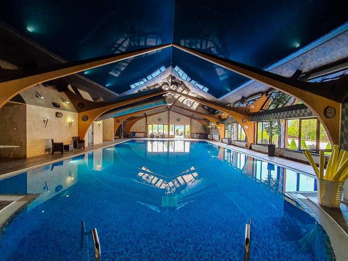 Maison d’hôte pour 2 personnes, avec piscine ainsi que jardin et sauna, animaux acceptés