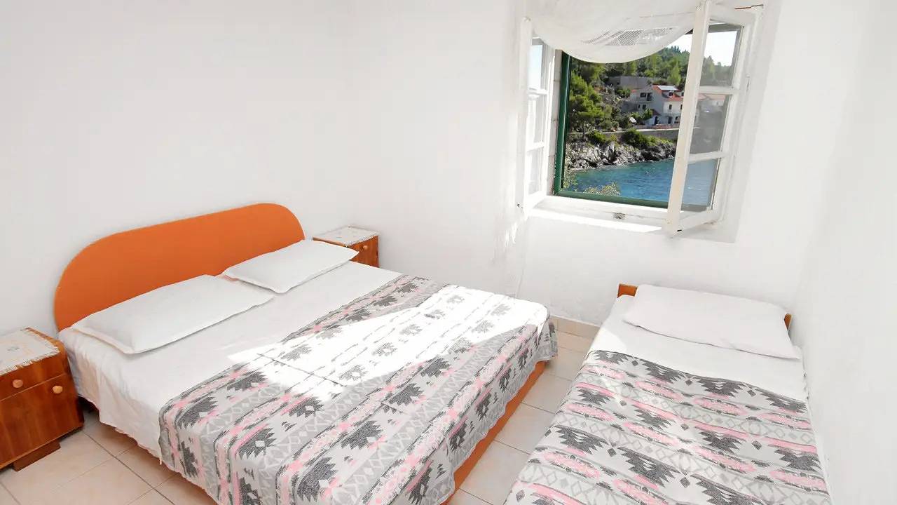 Hel ferieleilighet, Ferienwohnung für 5 Personen (31 m²) in Torac in Gdinj, Hvar