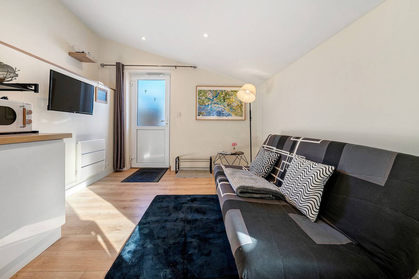 Appartement entier, Maison de vacances 'Ty Melen' avec terrasse partagée, jardin partagé et Wi-Fi in Locmiquélic, Côte des Mégalithes